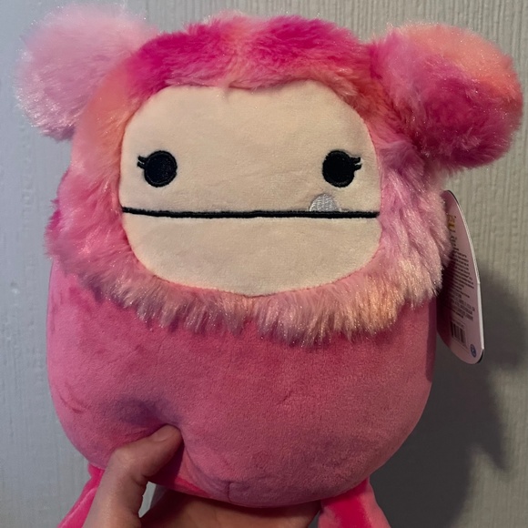8” Caparinne Squishmallow - Picture 1 of 4